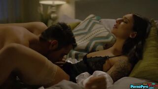 Oralne porno z gorącą brunetką 