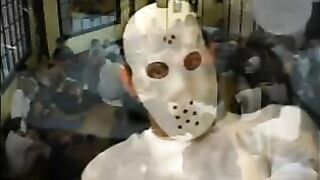 Amber Rayne wypija spermę wielu facetów